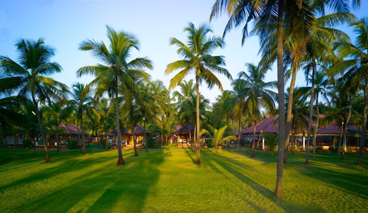 The Nattika Beach Resort Thrissur Extérieur photo