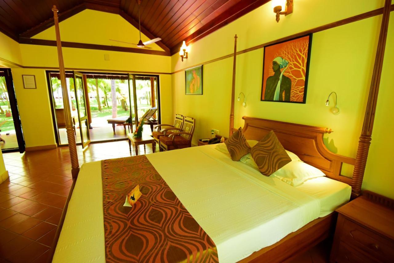 The Nattika Beach Resort Thrissur Extérieur photo