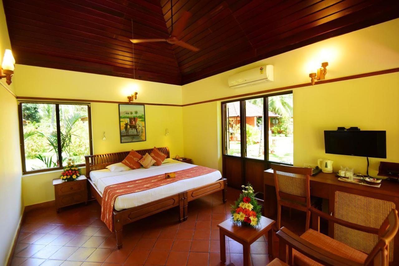 The Nattika Beach Resort Thrissur Extérieur photo