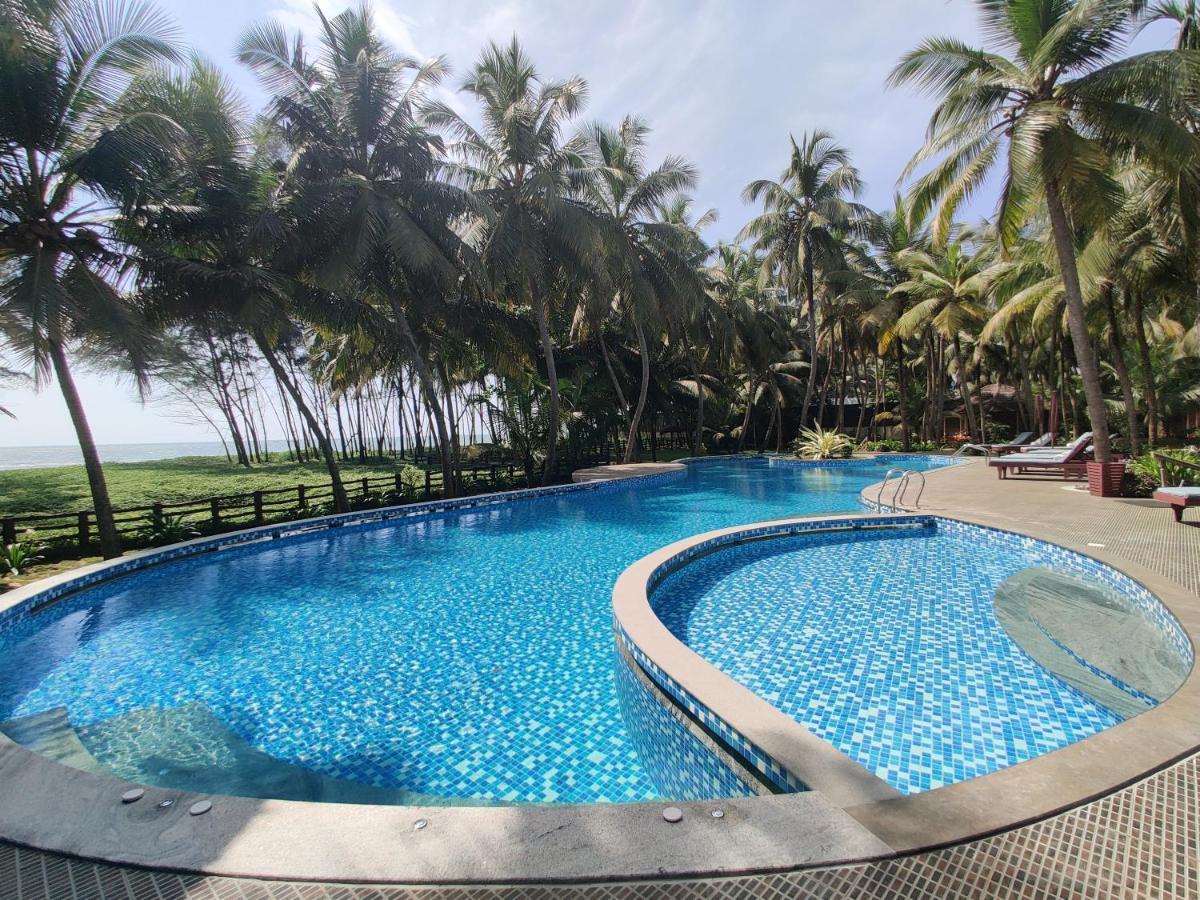 The Nattika Beach Resort Thrissur Extérieur photo